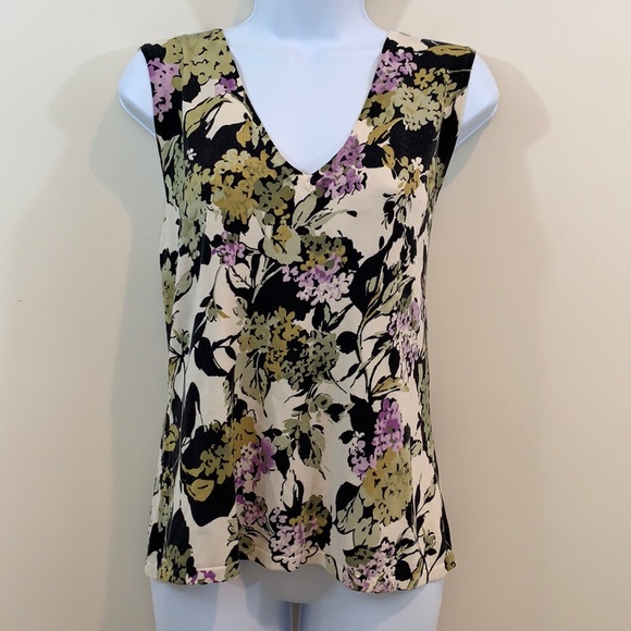 Talbots Tops - Talbots Floral V-Neck Sleeveless Shirt  Size L
